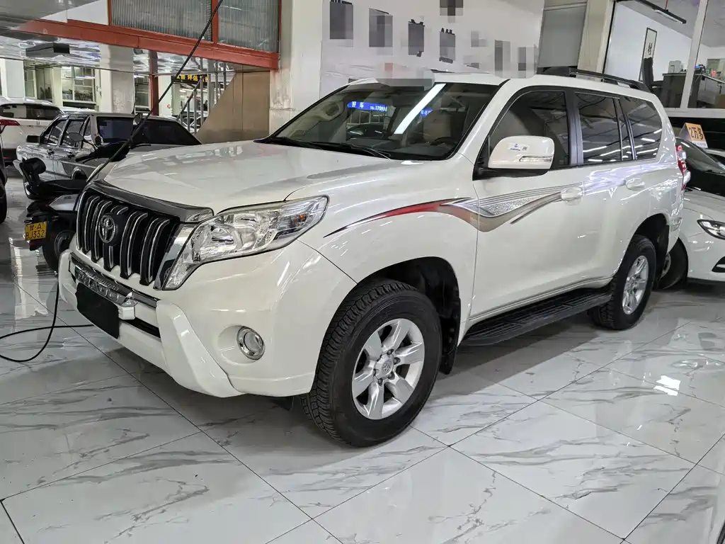 Toyota Prado 2014