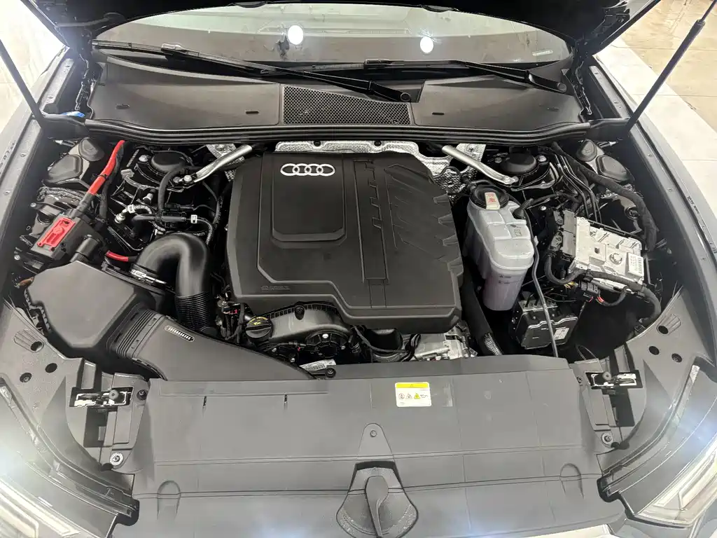 Audi A6L 2025 — фото 31