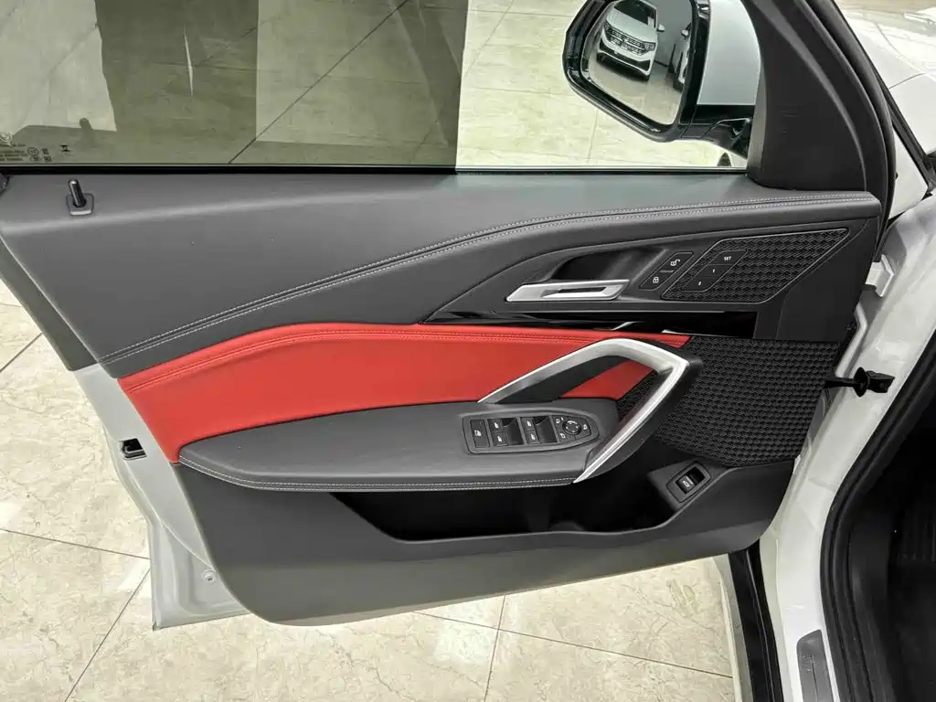 BMW X1 2023 — фото 11