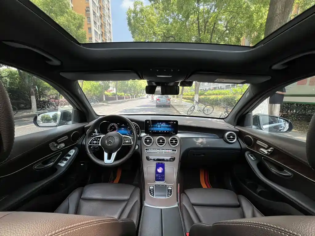 Mercedes-Benz GLC 2020 — фото 10