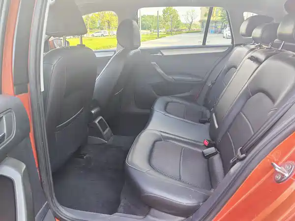 Volkswagen Santana 2015