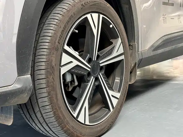 Geely Boyue 2025