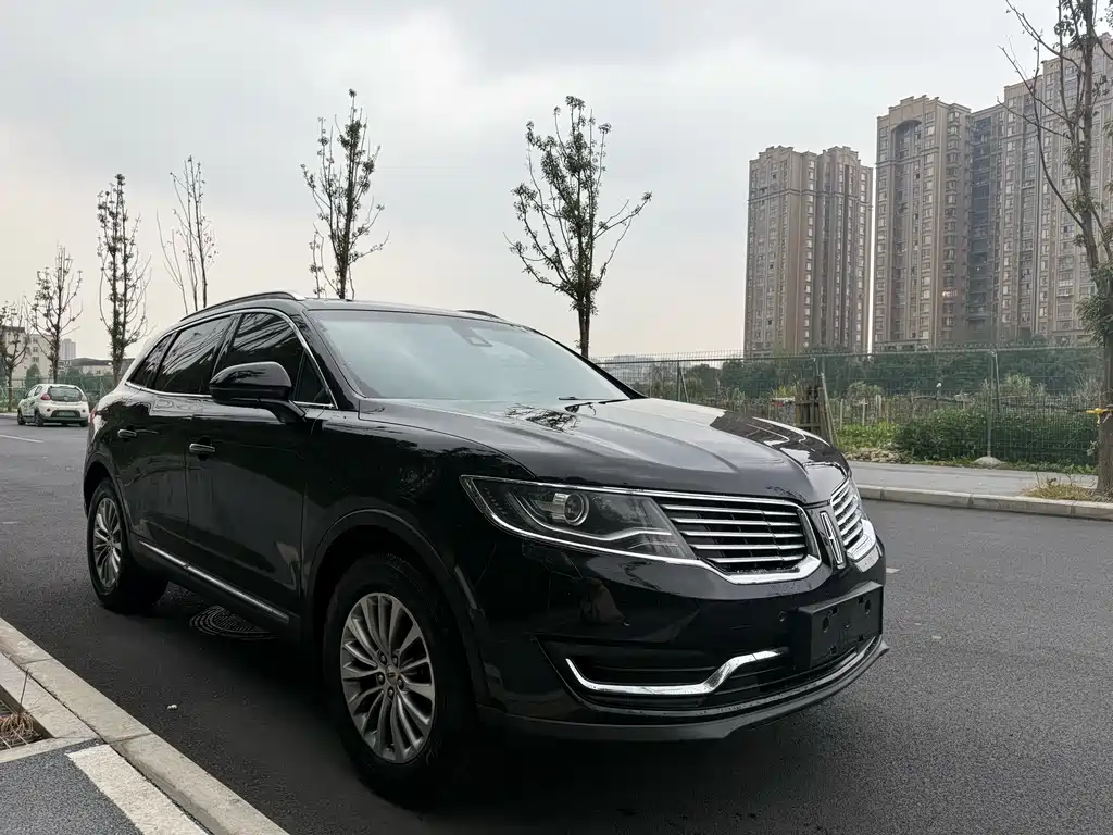 Lincoln MKX 2017 — фото 3