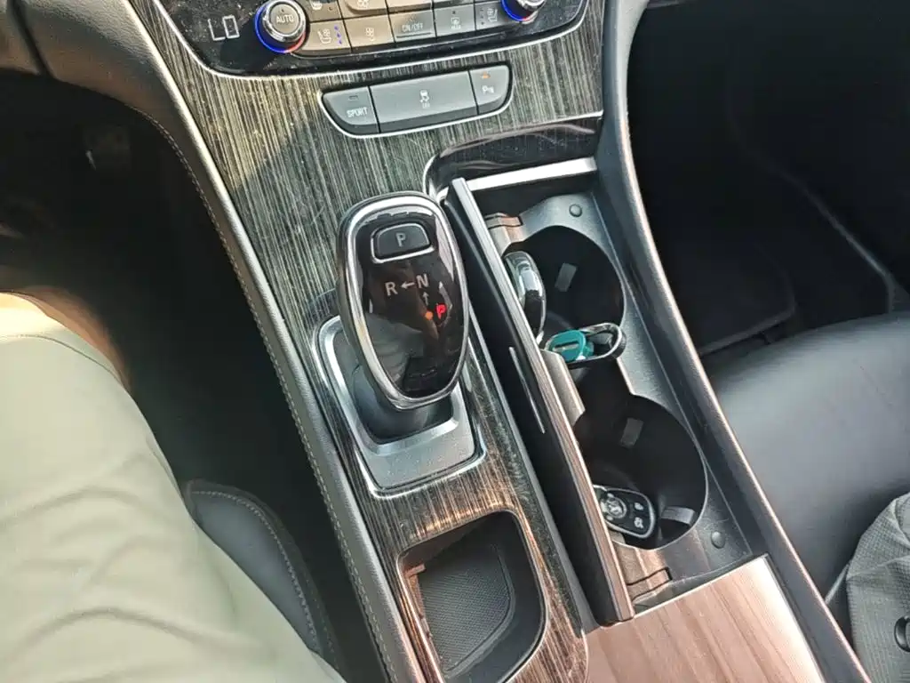 Buick LaCrosse 2018 — фото 14