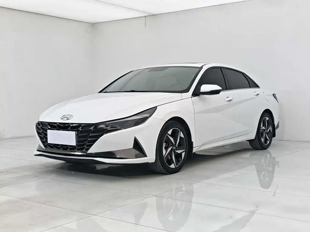 Hyundai Elantra 2021