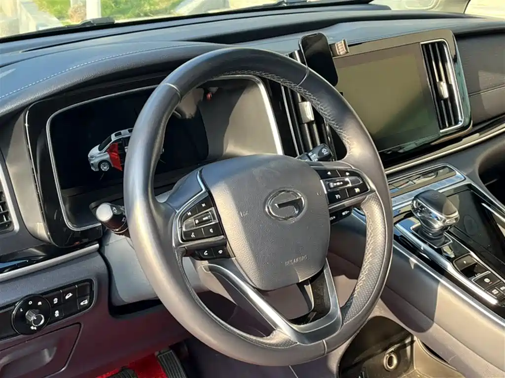 GAC Motor Trumpchi M8 2021 — фото 15