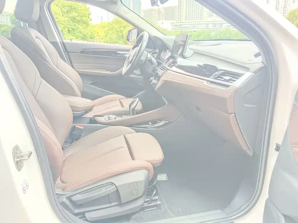 BMW X2 2021 — фото 13