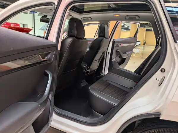 Skoda Karoq 2021