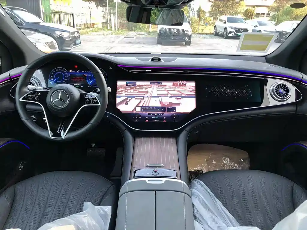 Mercedes-Benz EQS SUV 2025 — фото 17