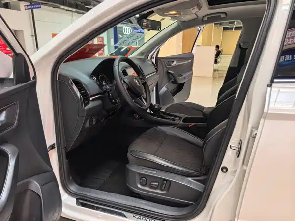 Skoda Karoq 2021