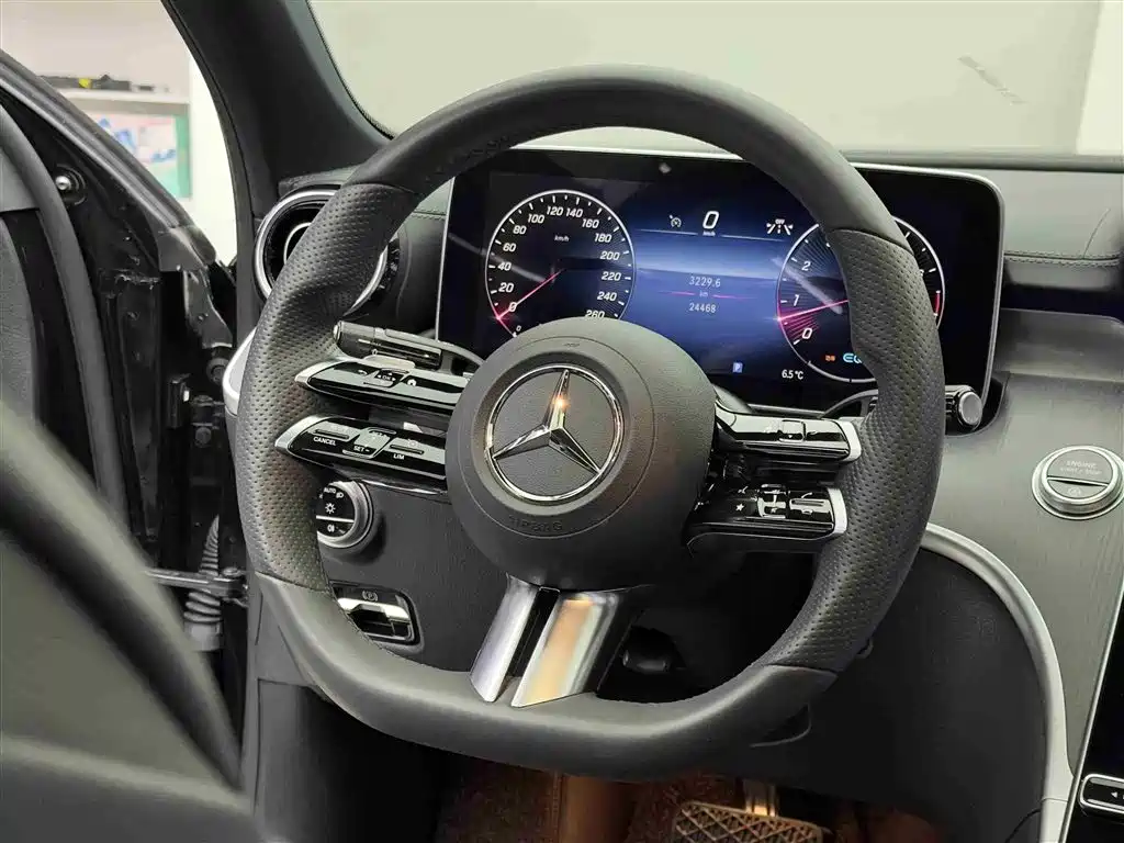Mercedes-Benz C-Class 2022 — фото 12
