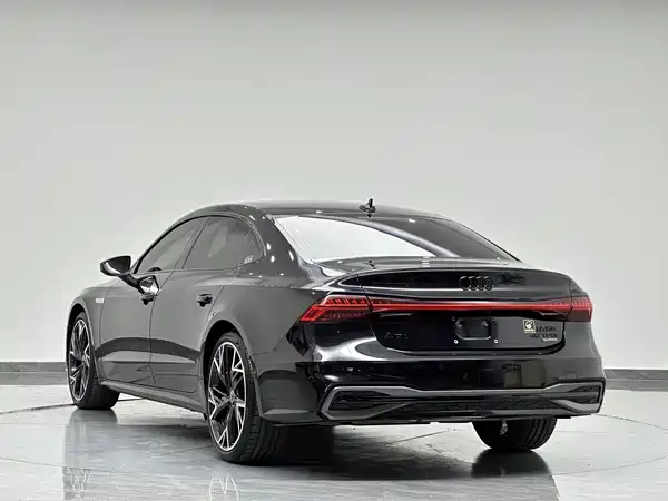 Audi A7L 2024