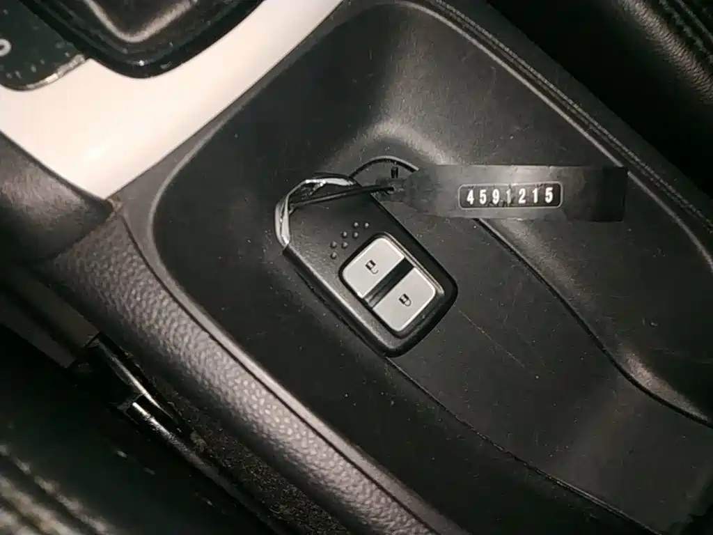 Honda Fit 2023 — фото 9