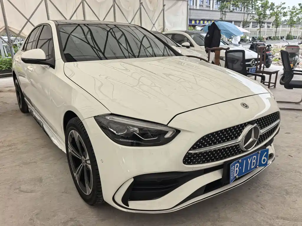 Mercedes-Benz C-Class 2023 — фото 3