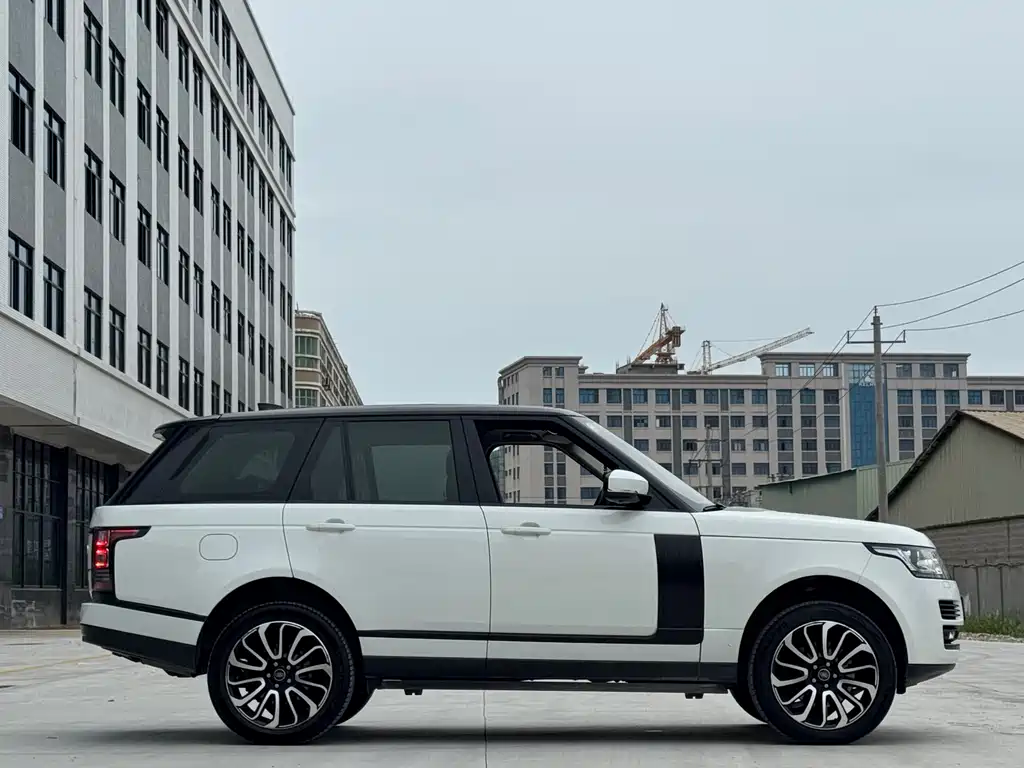 Land Rover Range Rover 2018 — фото 11