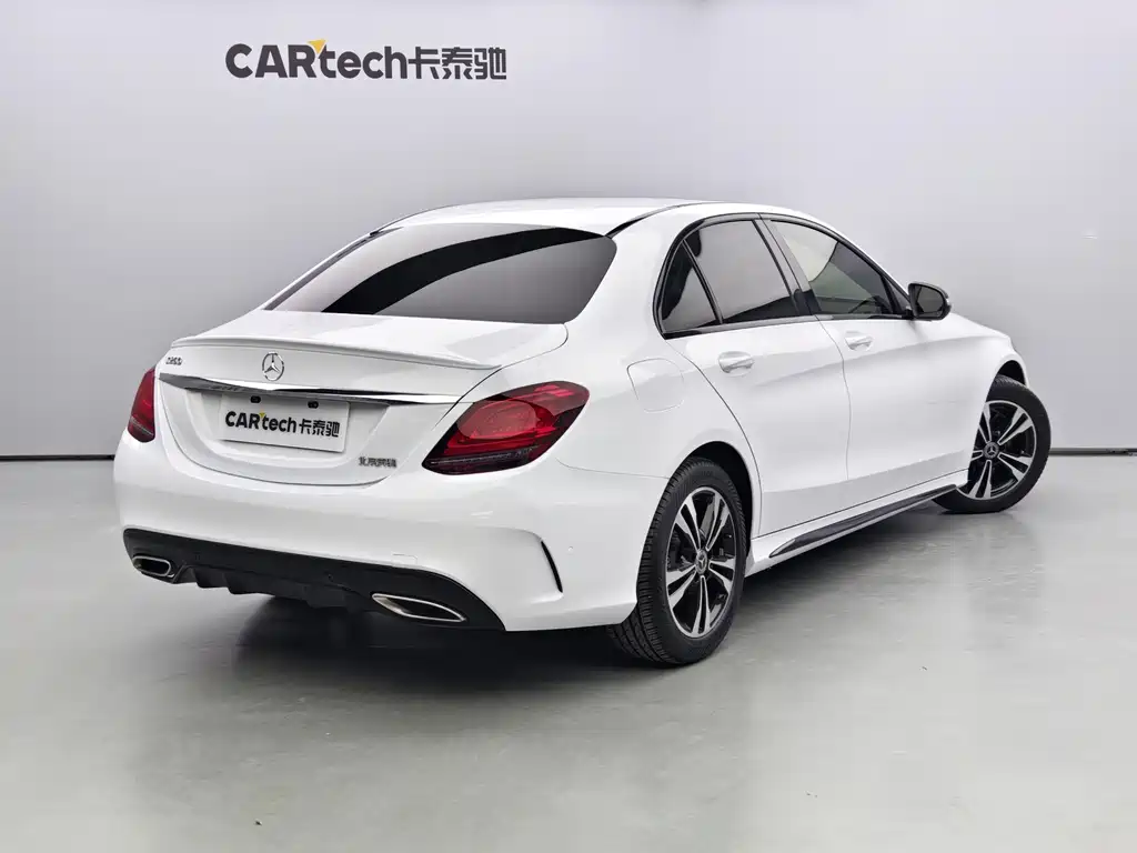 Mercedes-Benz C-Class 2019 — фото 4