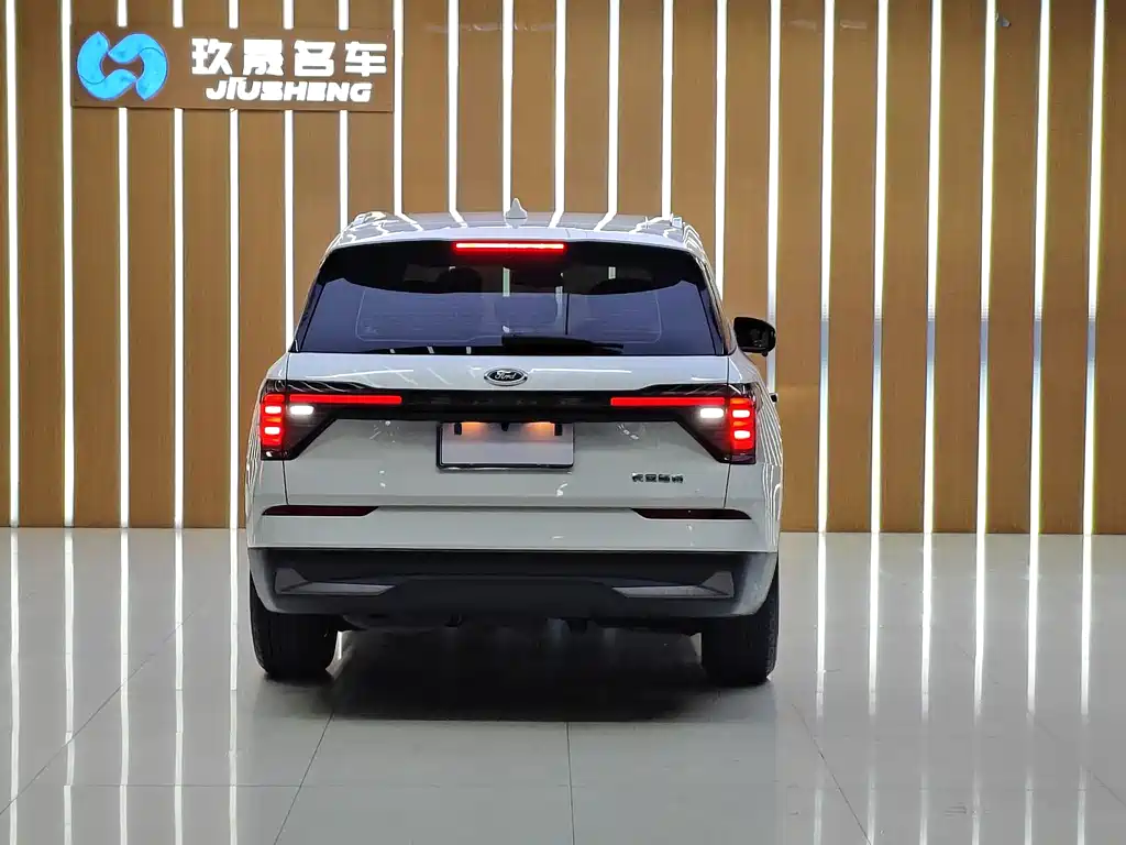 Ford Edge 2024 — фото 20