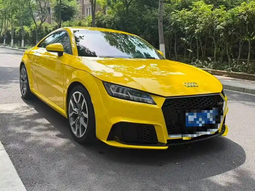 Audi TT 2015