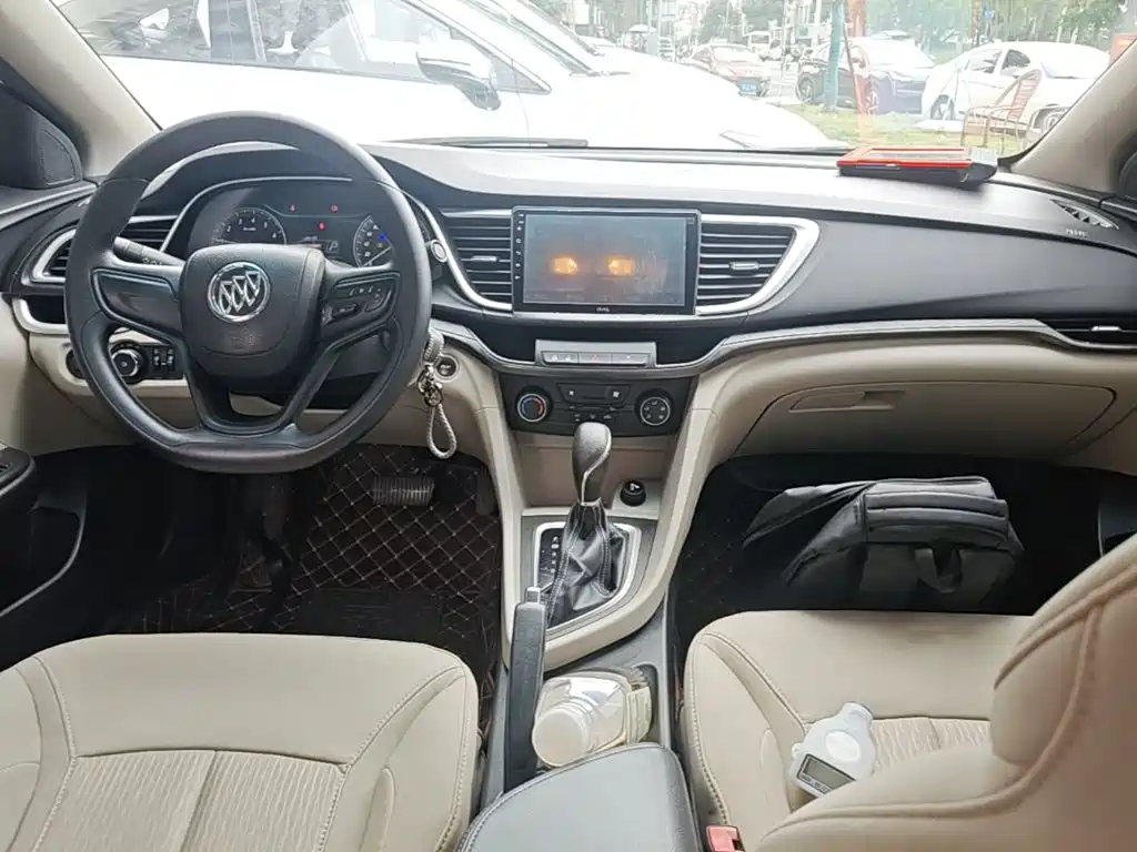 Buick Excelle 2016 — фото 10