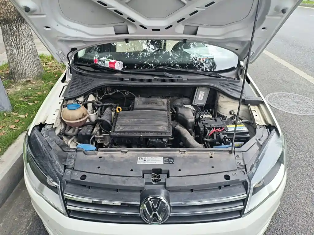 Volkswagen Jetta 2015 — фото 16