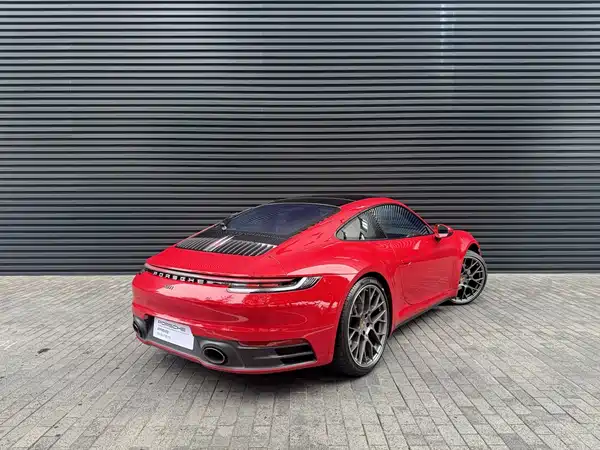 Porsche 911 2020