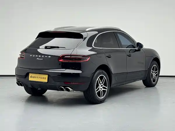 Porsche Macan 2015