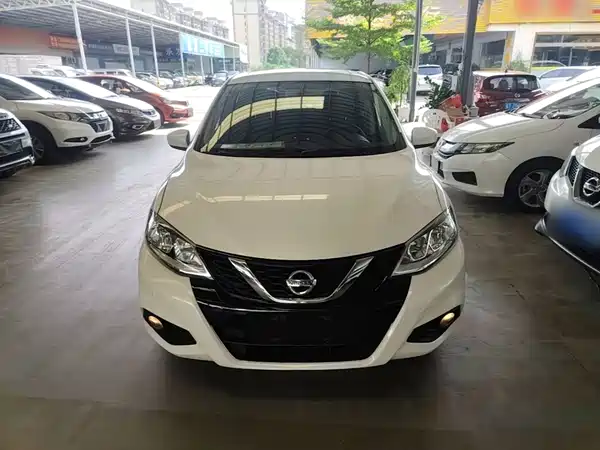 Nissan Tiida 2018