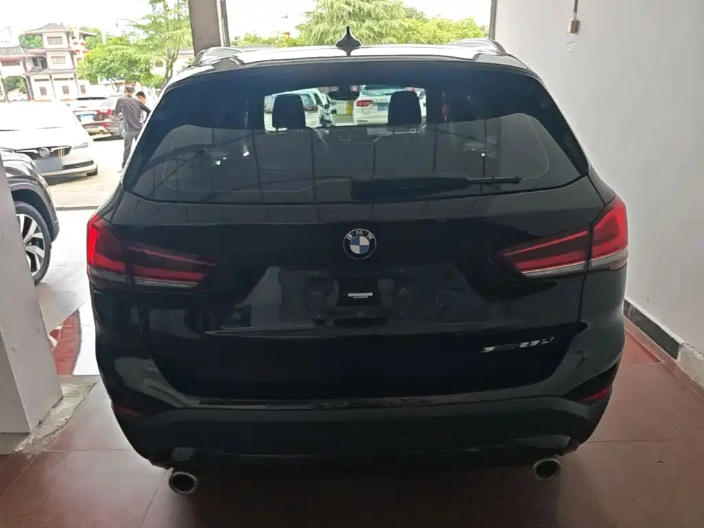 BMW X1 2022 — фото 6