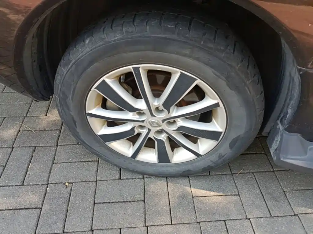 Renault Koleos 2015 — фото 23