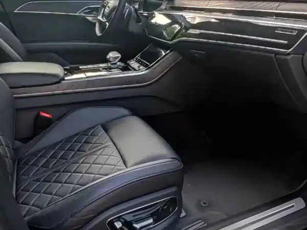 Audi A8 2021