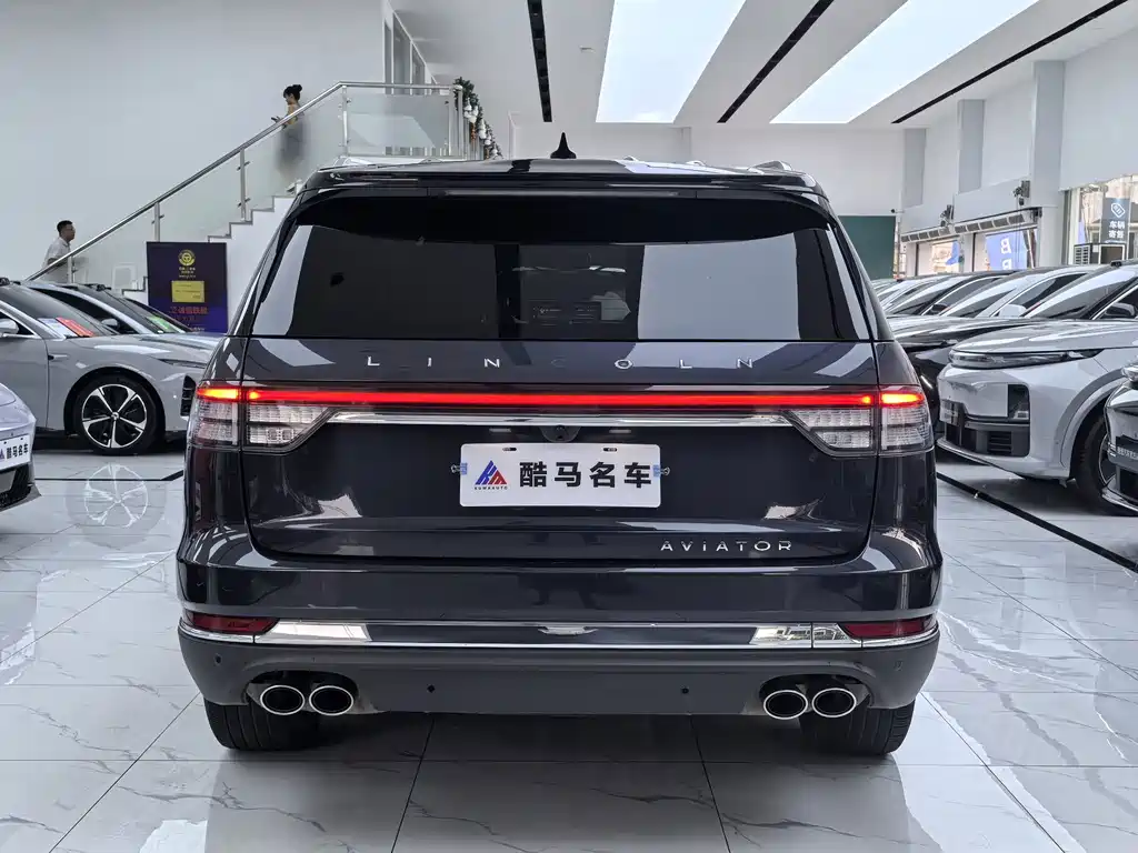Lincoln Aviator 2020 — фото 15