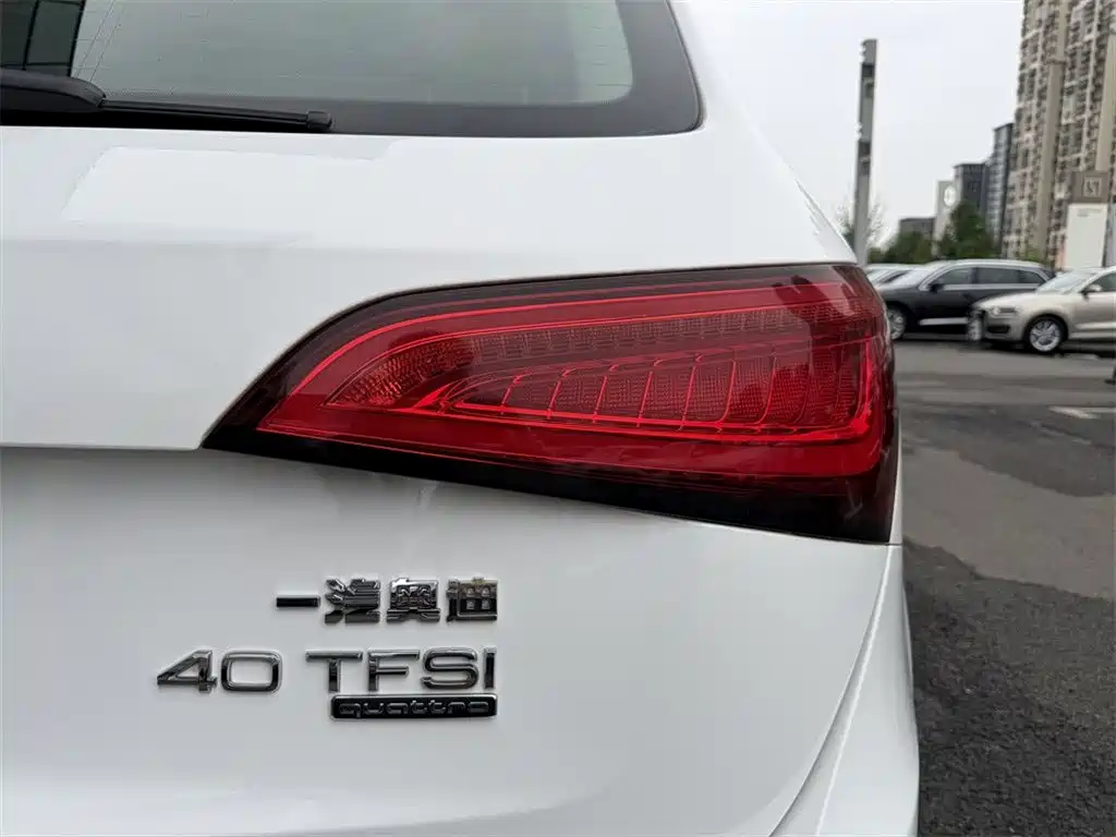 Audi Q5 2016 — фото 12