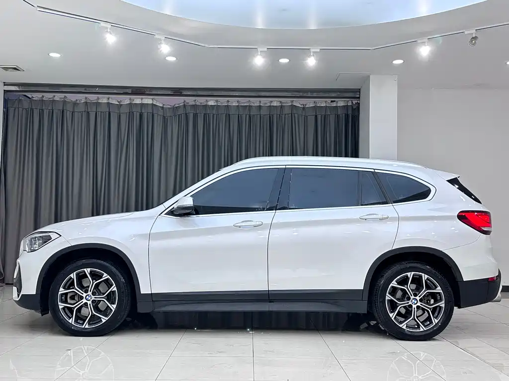 BMW X1 2023 — фото 7