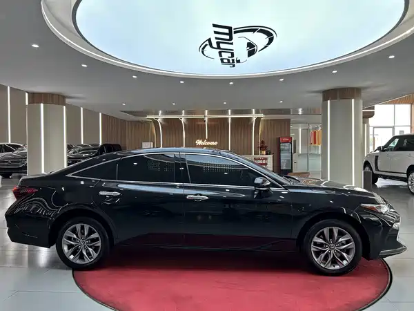 Toyota Avalon 2022
