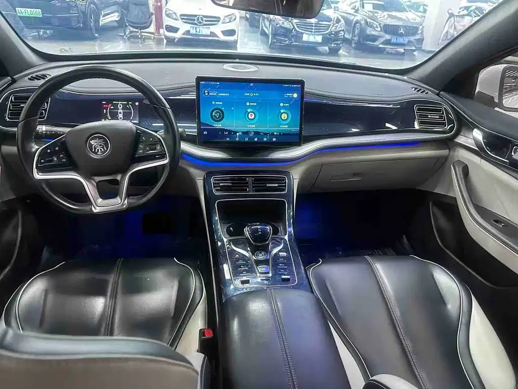 BYD Qin PLUS 2022 — фото 3