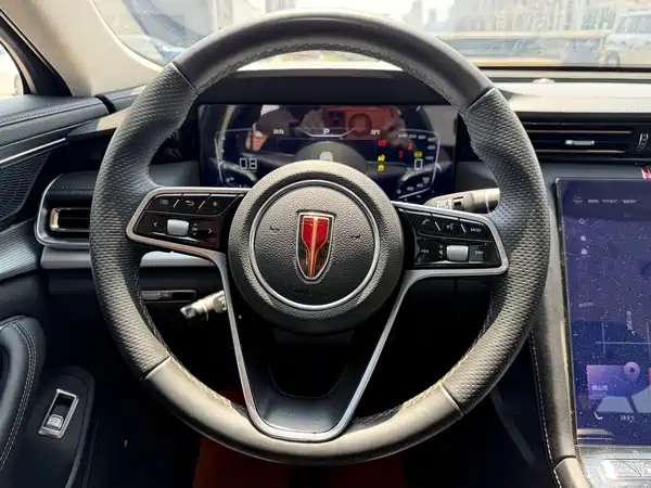 Hongqi H5 2023
