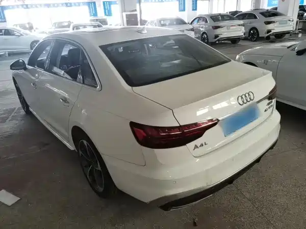 Audi A4L 2024