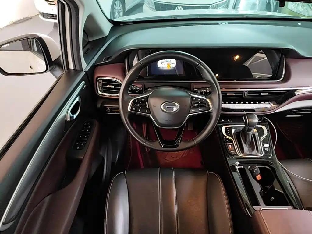 GAC Motor Trumpchi M6 2023 — фото 17