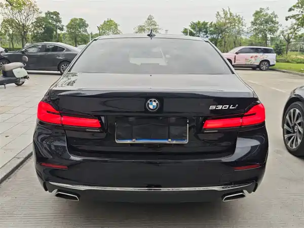 BMW 5 Series 2023