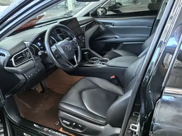 Toyota Camry 2021