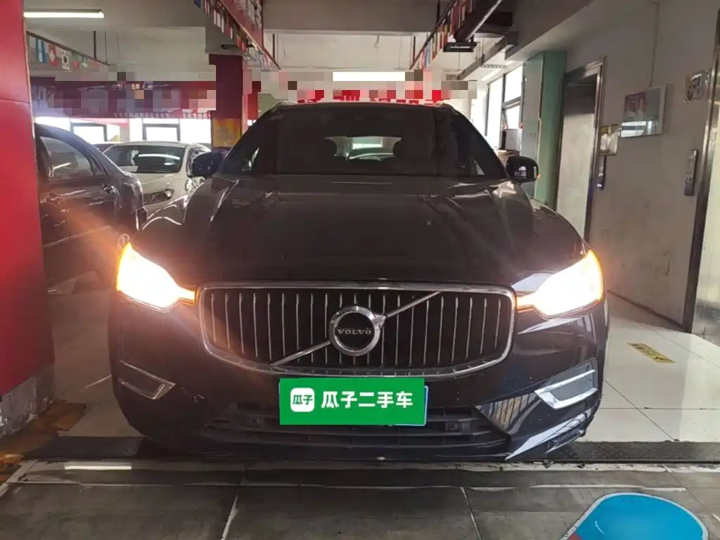 Volvo XC60 2021 — фото 3