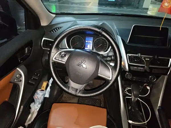 Mitsubishi Yige 2019