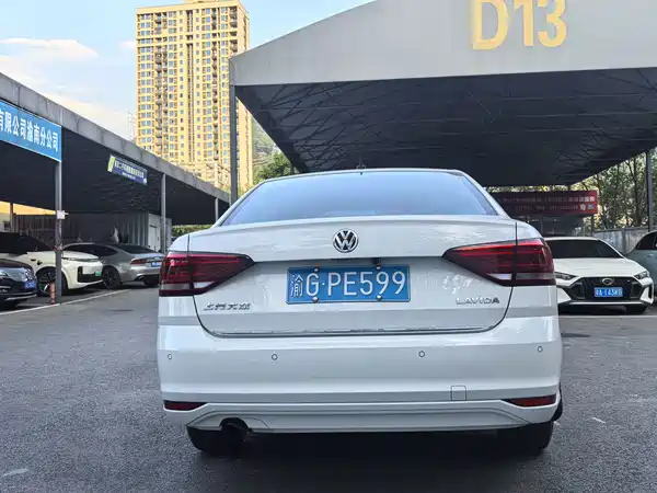Volkswagen Lavida 2016