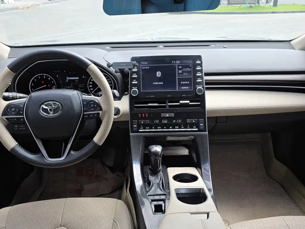 Toyota Avalon 2019 — фото 18