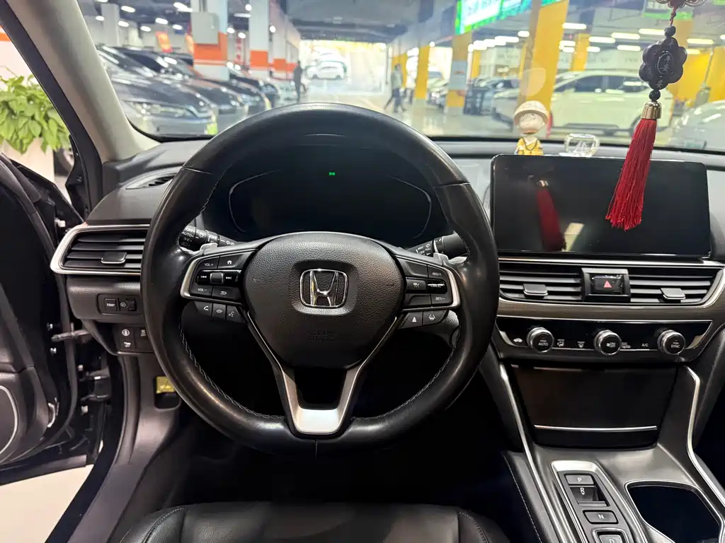 Honda Accord 2023 — фото 15