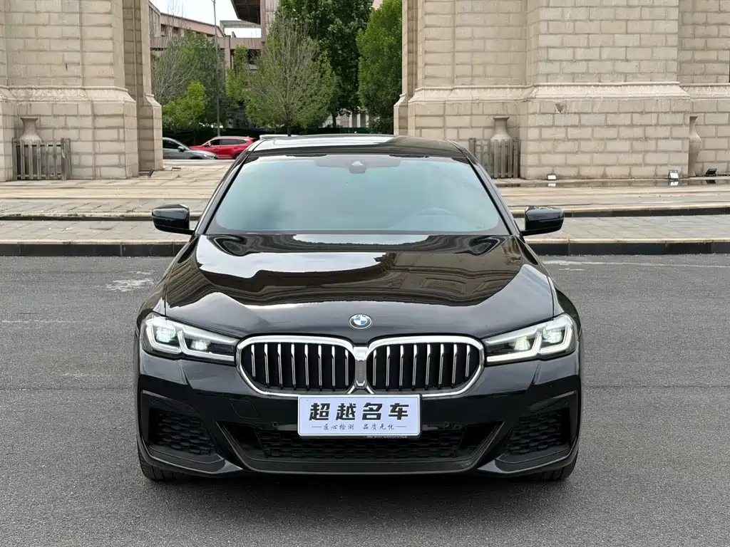 BMW 5 Series 2023
