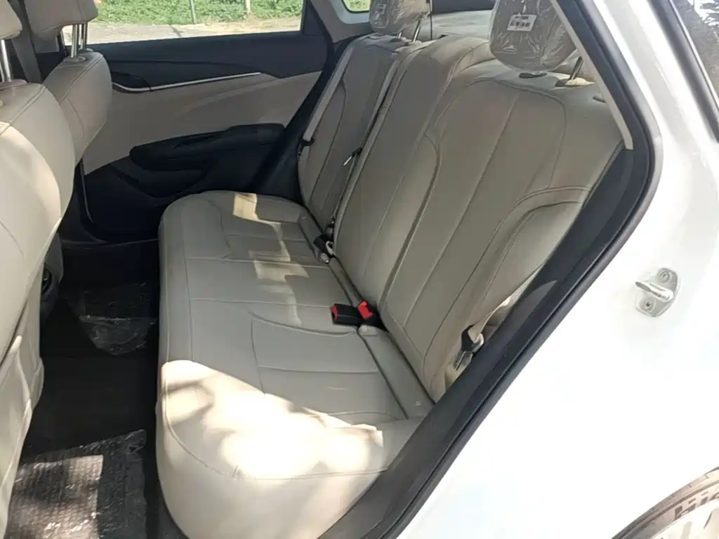 Buick Excelle GT 2018 — фото 17
