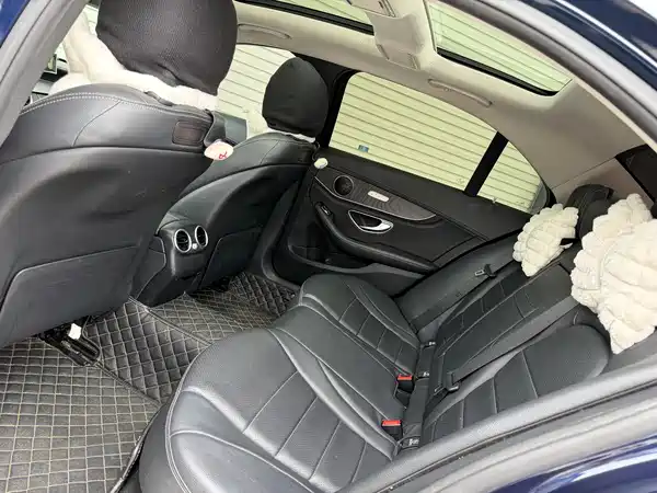 Mercedes-Benz C-Class 2018
