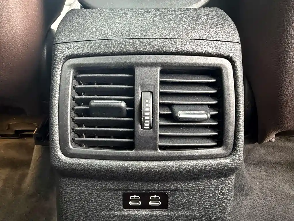 BMW X1 2022 — фото 17