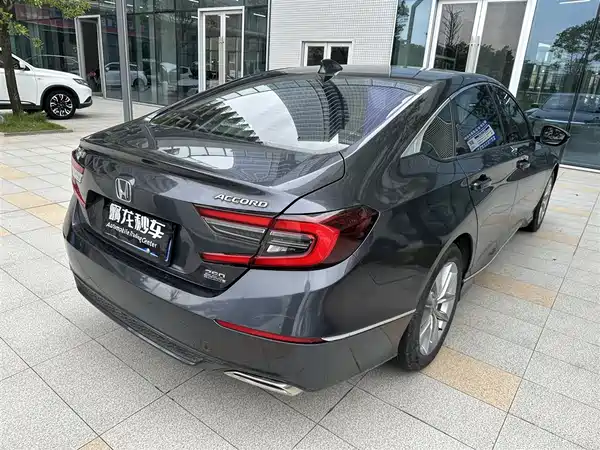 Honda Accord 2022